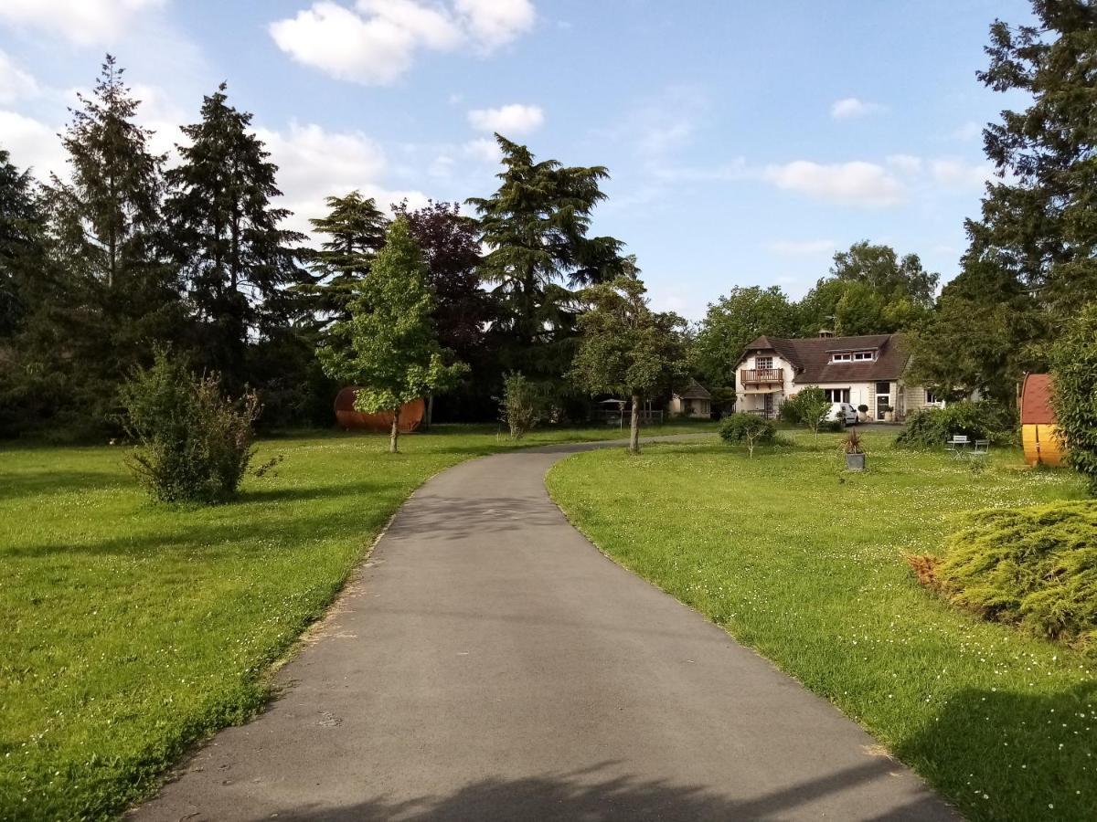 Havre De Paix Au Bords De L'Eure - Divers Hebergements Garennes-sur-Eure Luaran gambar