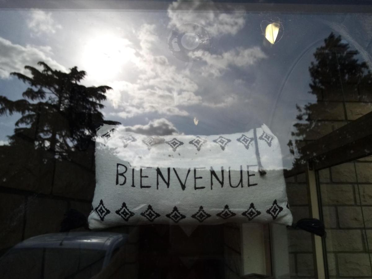 Havre De Paix Au Bords De L'Eure - Divers Hebergements Garennes-sur-Eure Luaran gambar