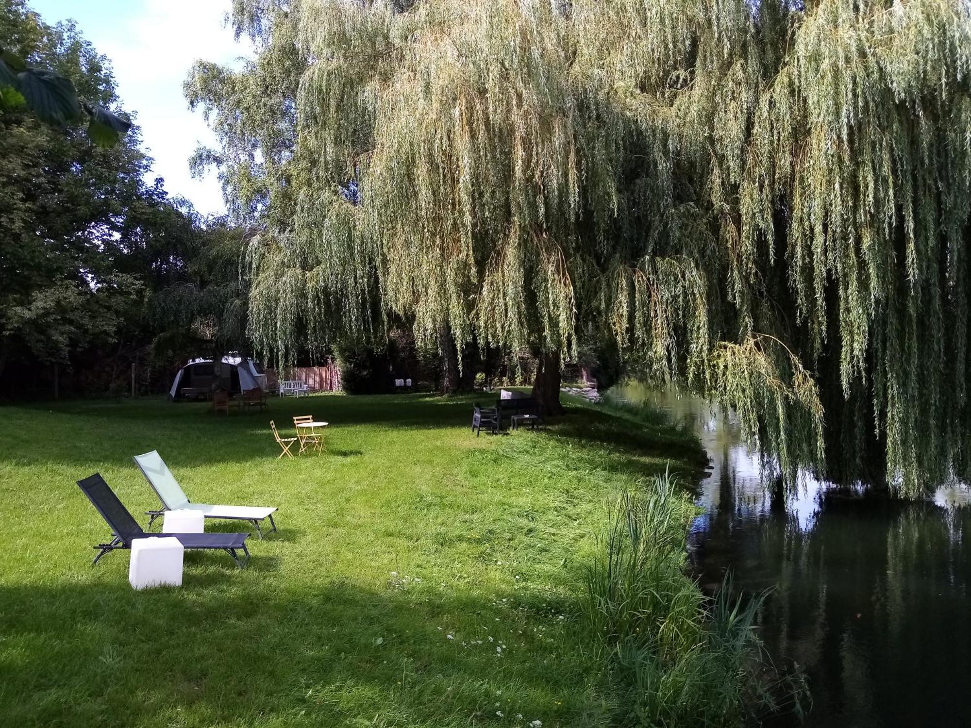 Havre De Paix Au Bords De L'Eure - Divers Hebergements Garennes-sur-Eure Luaran gambar